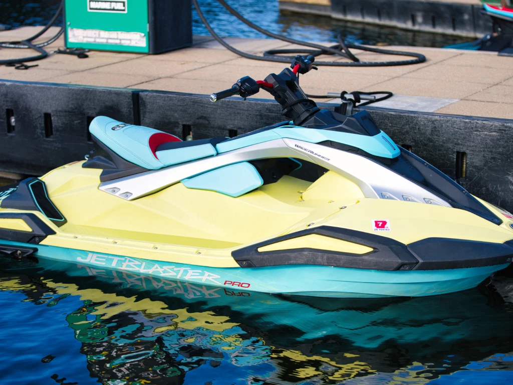 Yamaha Jet Blaster Jet Skis